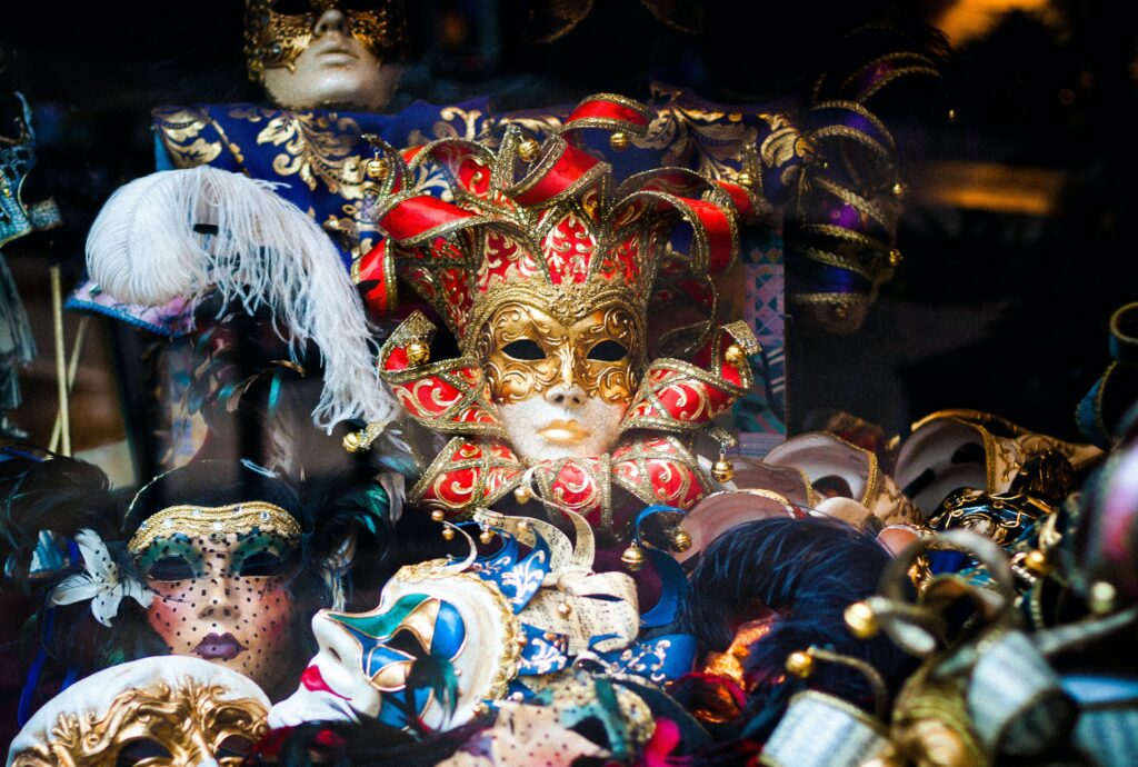 Découvrez le monde magique des costumes et déguisements