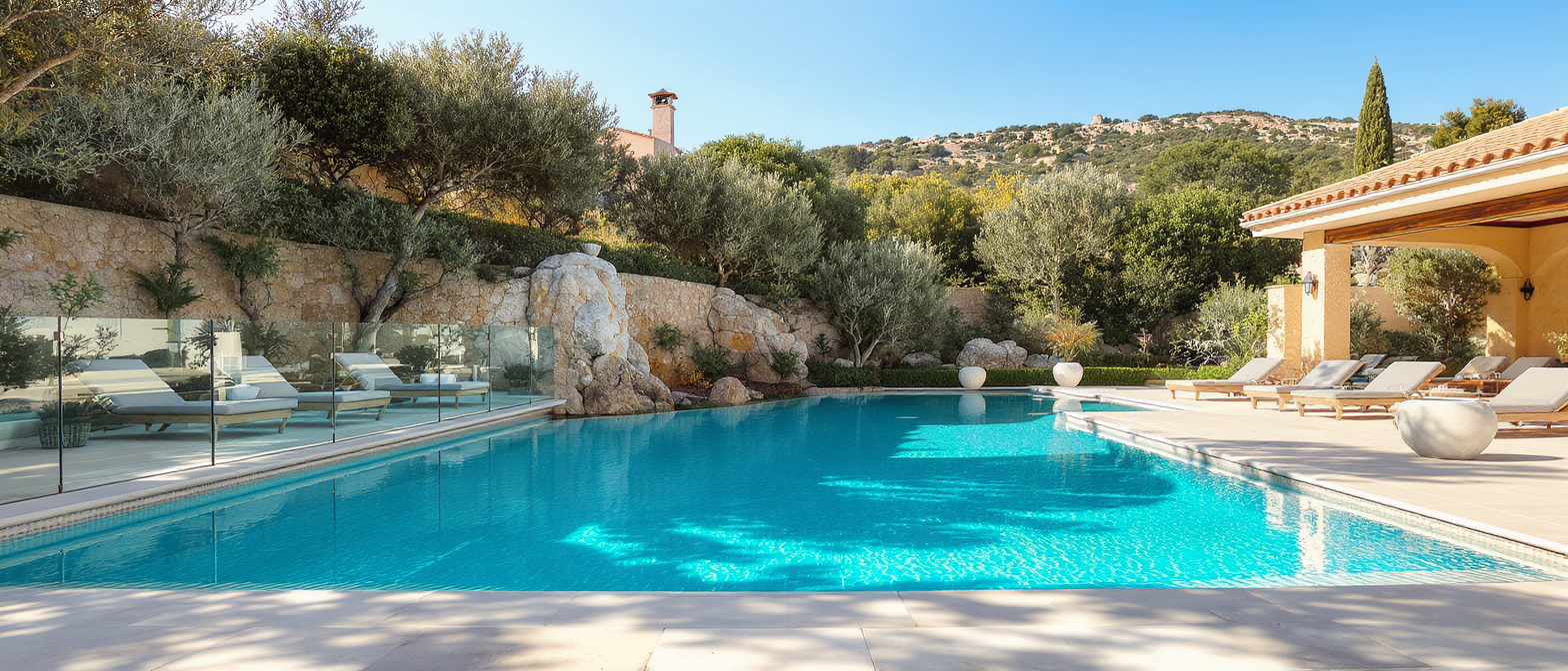 découvrez les meilleurs piscinistes de mougins pour concevoir et réaliser votre piscine sur mesure. profitez de conseils professionnels et d’un accompagnement personnalisé pour un bassin de rêve adapté à vos envies.