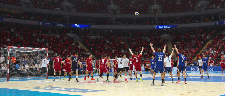 découvrez comment l'équipe de handball de nice a lourdement chuté à domicile face à metz, lors d'un match marqué par une nette domination des visiteurs. analyse, faits marquants et réactions après cette rencontre.