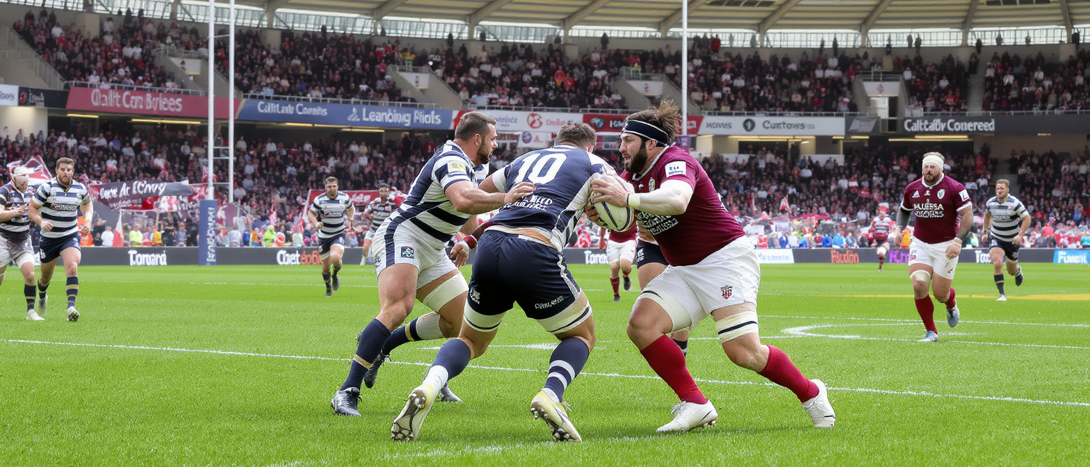 découvrez le résumé du match où nissa rugby a subi sa première défaite à domicile de la saison face à albi. analyse des moments clés et réactions des joueurs.