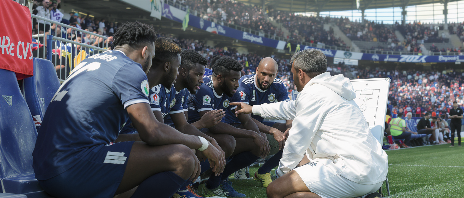 découvrez comment l'ogc nice, surnommé le gym, a enfin remporté une victoire mémorable en ligue europa, marquant un tournant historique pour le club azuréen.