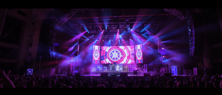 plongez dans le récit exclusif d’une soirée magique où orelsan triomphe à guichets fermés au palais nikaïa. découvrez les coulisses, l’ambiance et les moments forts de ce concert inoubliable.